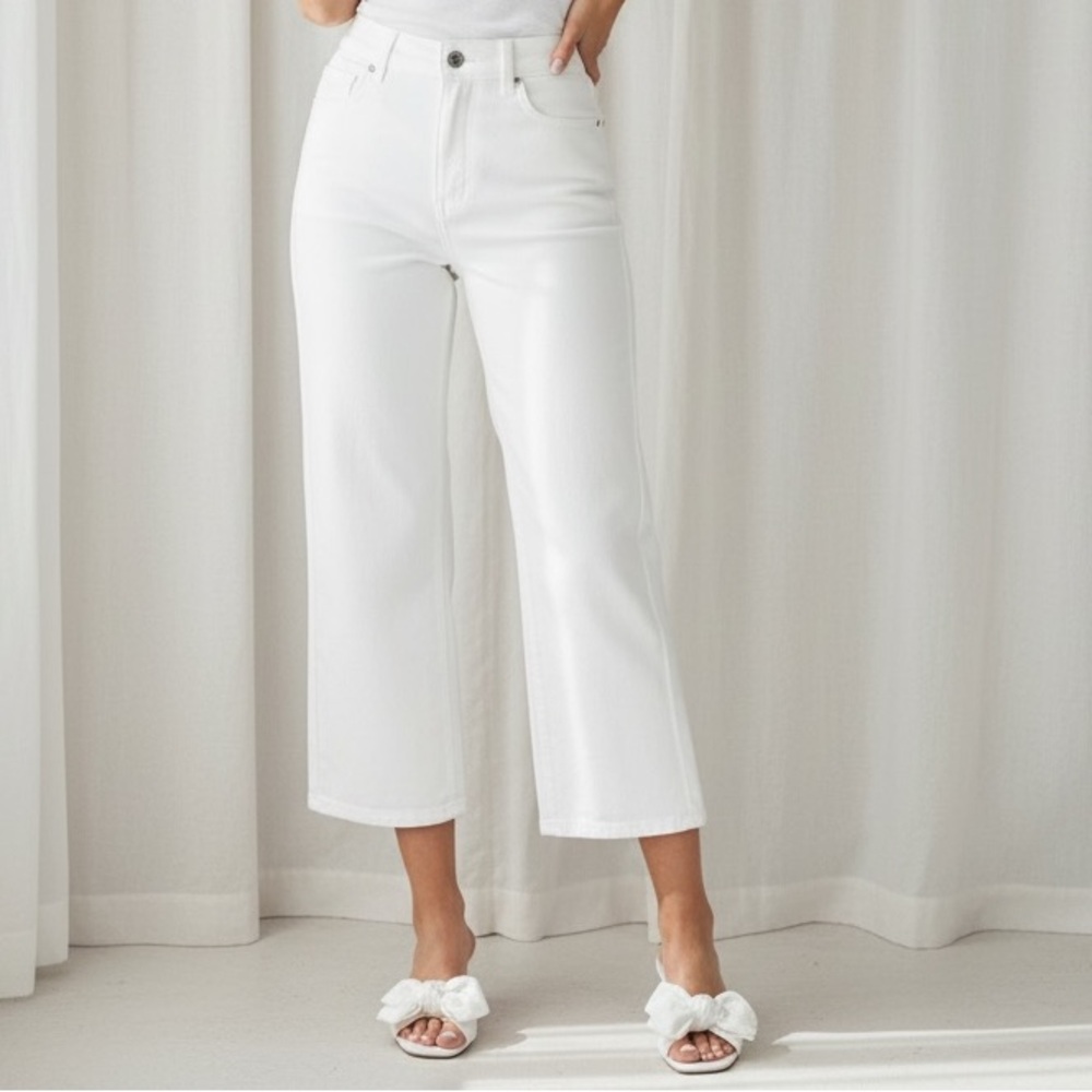 Gianni bini Samantha Ponte Flat Front Cropped Pants - Picture 2 of 7